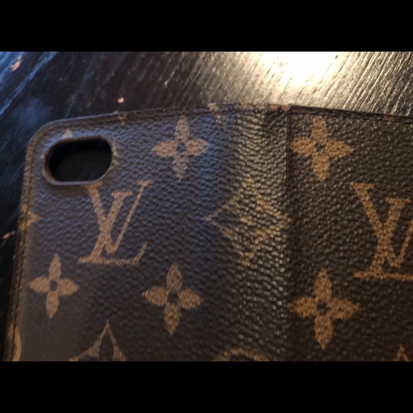 Louis Vuitton iPhone 7 folio - Picture 2 of 5